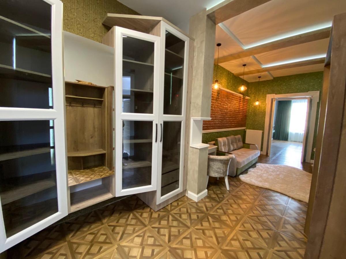 Apartment On Balabana Street Lviv Exterior photo